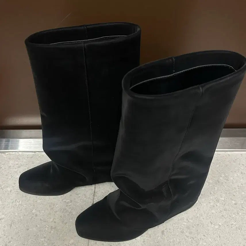 [BUNJANG] TwoThirty 240 Wrinkle Leather Boots / 쓰리투에이티 링클레더부츠 240