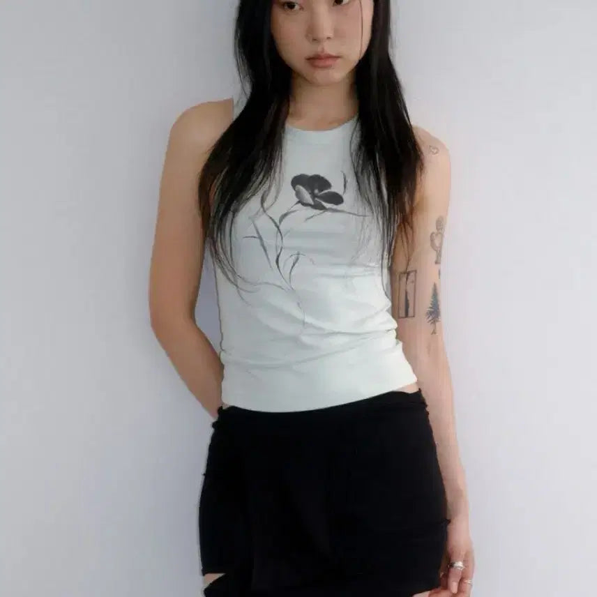 [BUNJANG] Pieces Big Flower Sleeveless Top Mint / 파이시스 빅 플라워 슬리브리스 탑 민트
