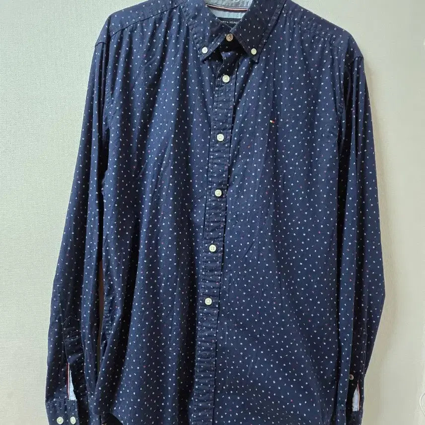 [BUNJANG] Tommy Hilfiger Navy Pattern Shirt - Size M / 타미힐피거 셔츠 네이비 패턴M