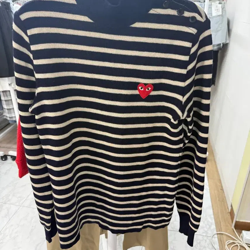 [BUNJANG] Comme des Garçons Play Striped Knit Sweater / 꼼데가르송 스트라이프 니트 S