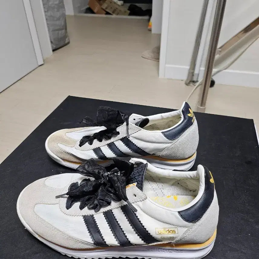 [BUNJANG] Adidas SL72 White/Black Suede Sneakers / 아디다스 SL72 흰/검 220mm 상태매우좋음