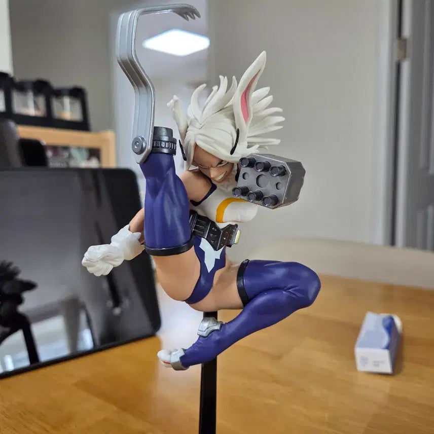 [BUNJANG] My Hero Academia Mirko Figure / [나히아 / 히로아카] 미르코 피규어 (박스 X)