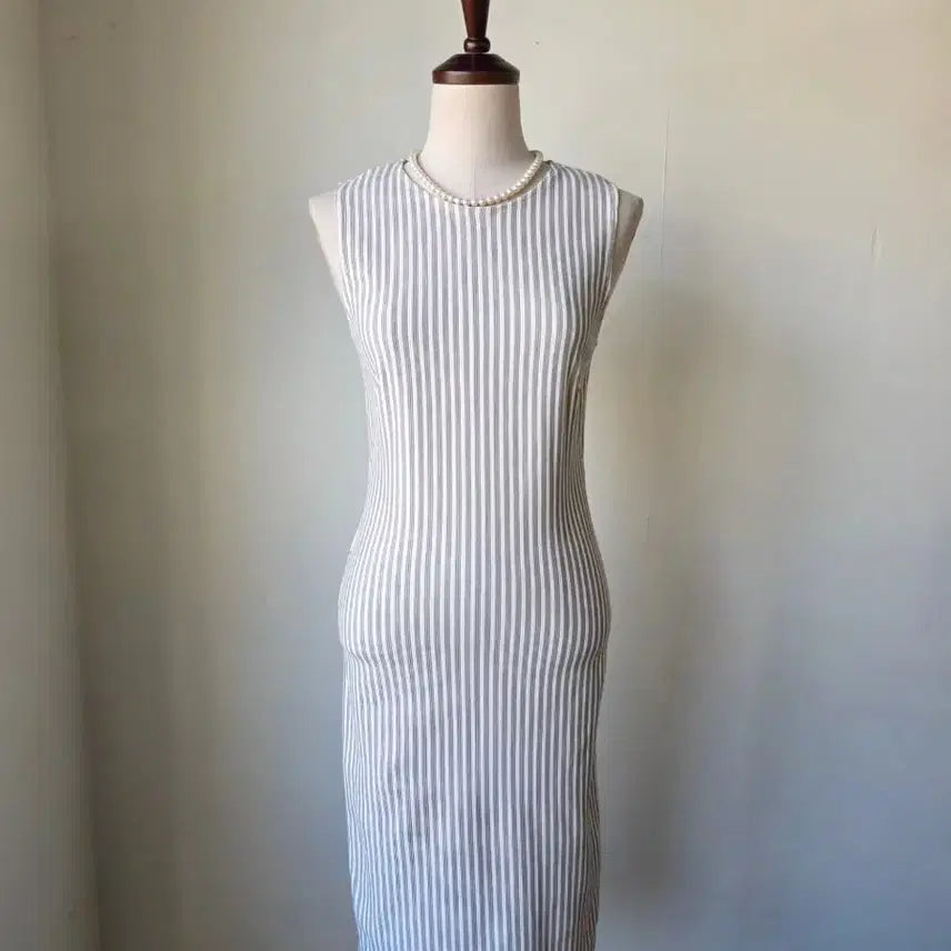 [BUNJANG] Agnesb. Striped Sleeveless Dress / 아네스베 스트라이프 민소매 원피스