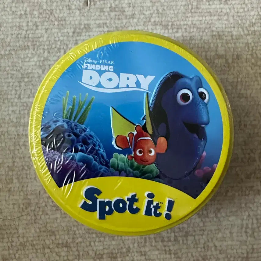 [BUNJANG] Doble Dobble "Finding Dory" Edition Board Game (Sealed) / 도블 Doble 보드게임 미개봉 새상품