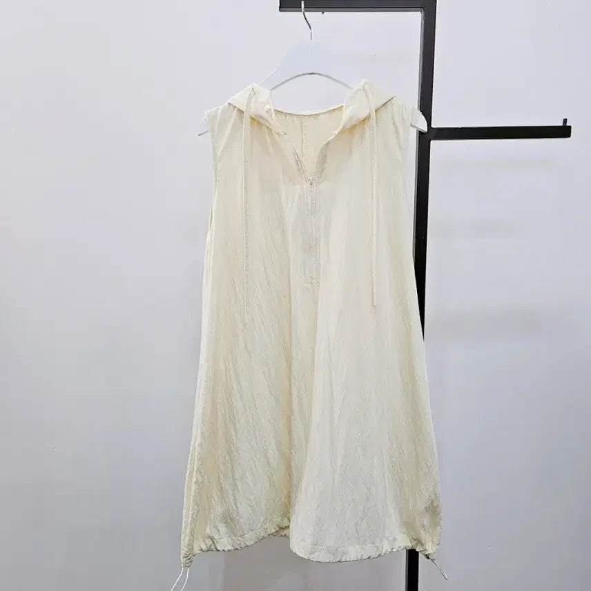 [BUNJANG] Unisex Light Yellow Hooded Long Vest / 새제품 연노랑 후드 롱 베스트