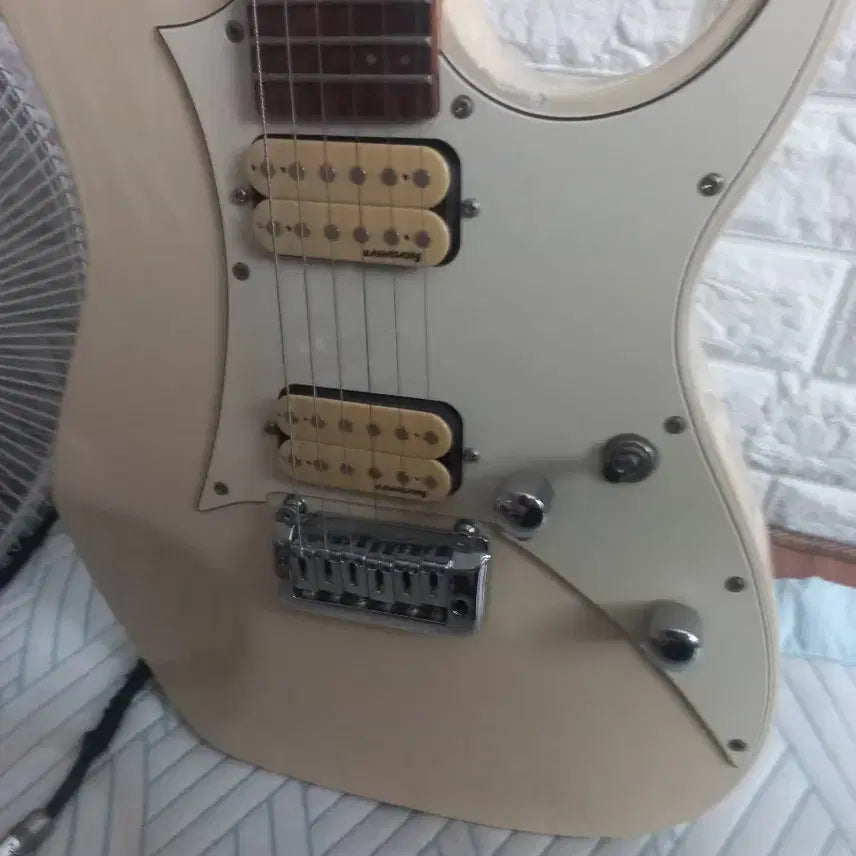 [BUNJANG] Kawasaki SME 900 Electric Guitar / 가와사미 SME 900  일렉기타