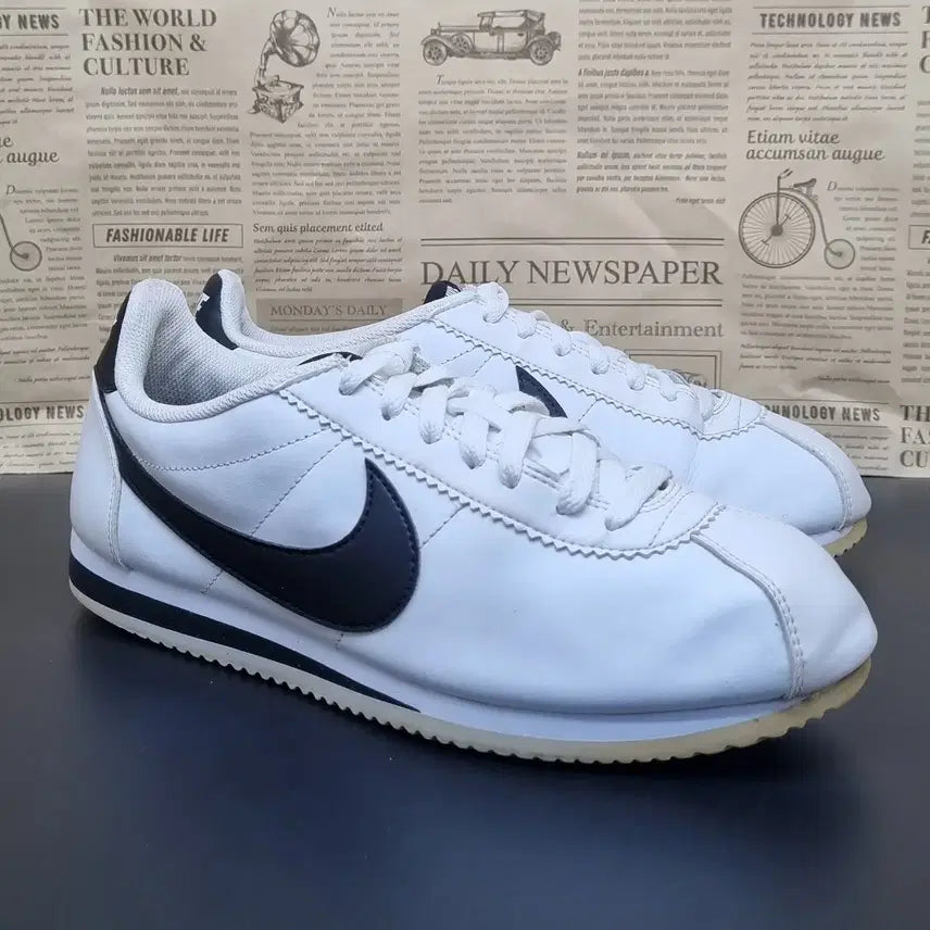 [BUNJANG] Nike Cortez Leather Men's Sneakers 285 / 나이키 코르테즈 레더  남성운동화285