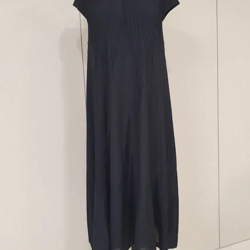 [BUNJANG] Pleated Long Dress Black / 플리츠 원피스 블랙