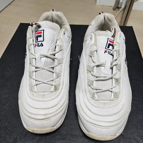 [BUNJANG] Fila White Sneakers 280mm / 휠라 흰색 운동화 280mm 상태매우좋음