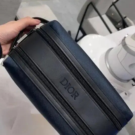 [BUNJANG] Dior Large Two-Button Beauty Pouch / 디올 대용량 투버튼 뷰티파우치