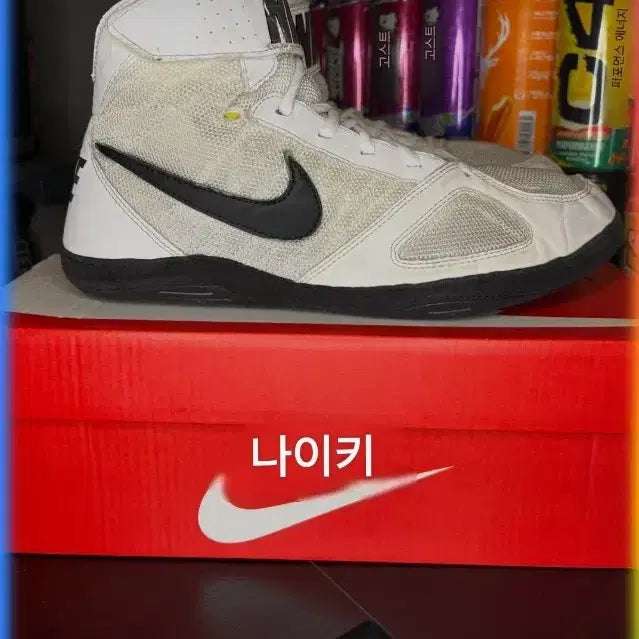 [BUNJANG] Nike Takedown 4 Wrestling Shoes White/Black Size 9.5 / 나이키 테이크다운 4 레슬링화 화이트/블랙 9.5