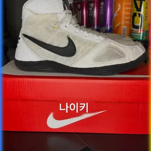 [BUNJANG] Nike Takedown 4 Wrestling Shoes White/Black Size 9.5 / 나이키 테이크다운 4 레슬링화 화이트/블랙 9.5