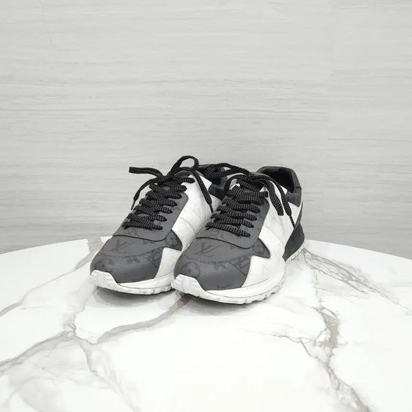 [BUNJANG] Louis Vuitton Runaway Sneakers Monogram Eclipse Size 4.5 / 4.5 / 루이비통 런어웨이 스니커즈 모노그램 이클립스 1ADE4C