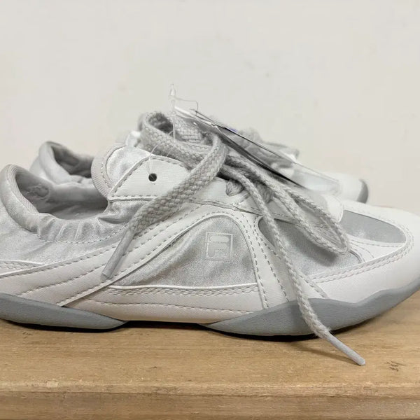 [BUNJANG] Fila Grio Silver Moon Women's Shoes Size 225 / 휠라 글리오 실버문 225