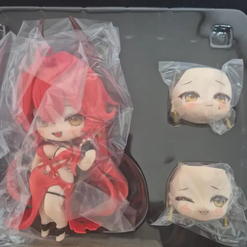 [BUNJANG] Hobby Sakura Nikke Red Hood SD Figure (Opened) / 하비사쿠라 니케 레드후드 sd 피규어 개봉 전시품