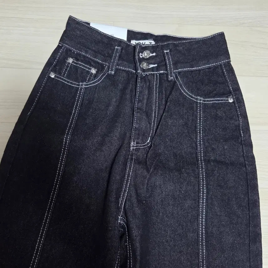 [BUNJANG] Black Stitch Denim Baggy Fit Pants / 새상품 블랙 스티치 데님 배기핏 팬츠