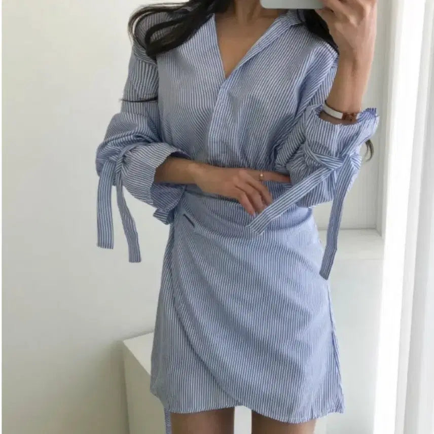 [BUNJANG] Striped Wrap Mini Dress with Ribbon Detail / 스트라이프 랩 원피스