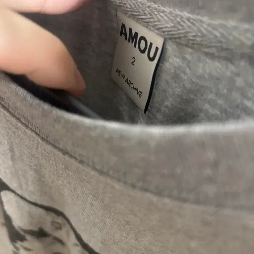 [BUNJANG] Amou Short Sleeve T-Shirt / Amou 반팔