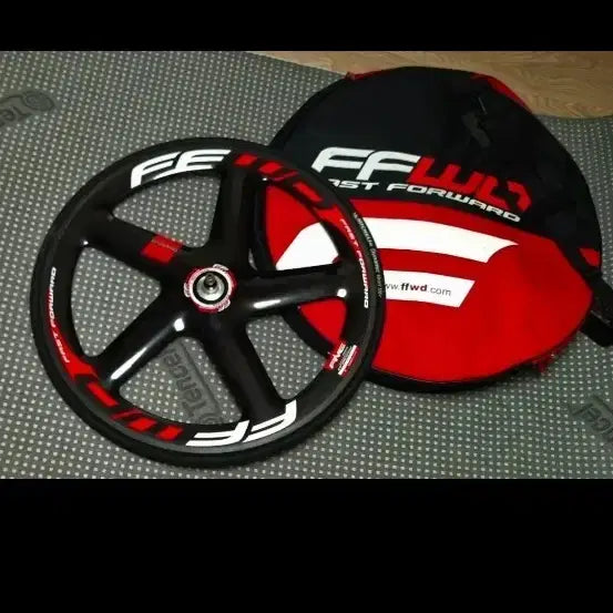 [BUNJANG] Wheel Cover / 페포 프린팅 오발이 판매합니다