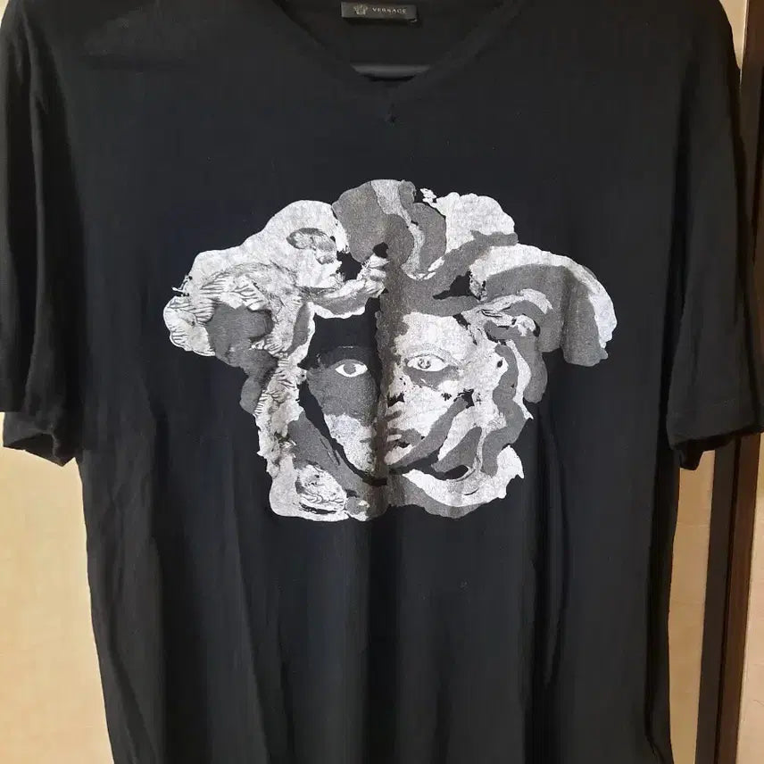 [BUNJANG] Versace Short Sleeve T-Shirt / 베르사체