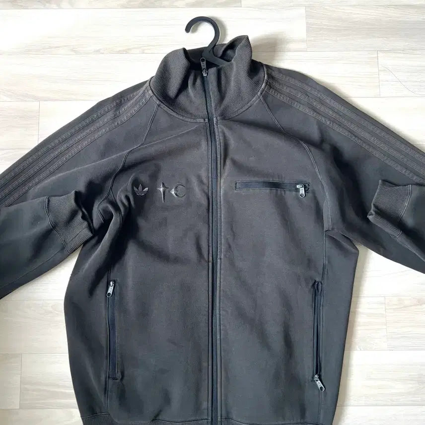 [BUNJANG] THUG CLUB x Adidas Collaboration Track Jacket XL / 떠그클럽 아디다스 져지 XL
