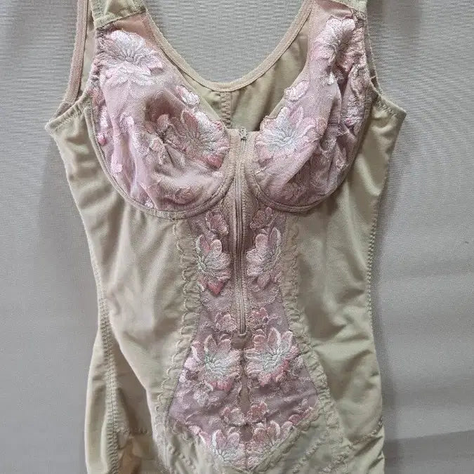 [BUNJANG] All-in-One C 85LL Beige Jumpsuit / 올인원C 85LL