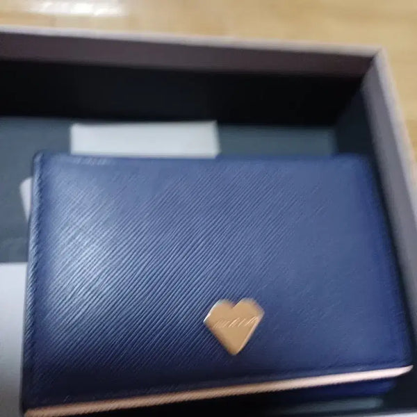 [BUNJANG] Women's Navy Bi-fold Wallet with Heart Charm / [브랜드 미상] 하트 장식 여성 반지갑 네이비