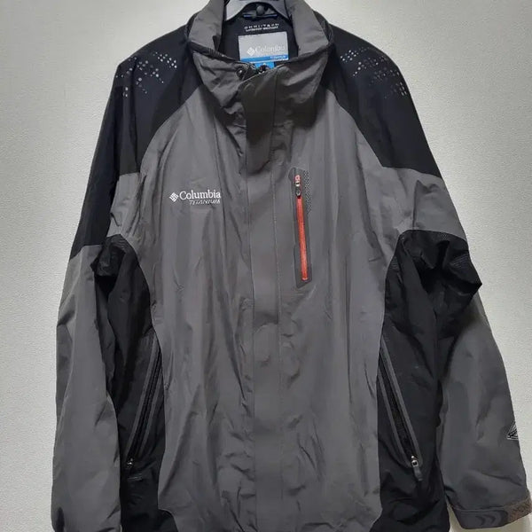 [BUNJANG] Columbia Titanium Men's Hiking Jacket Grey/Black / 81402 컬럼비아 티타늄 남성 자켓 그레이/블랙