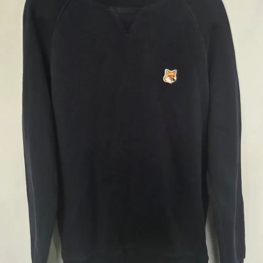 [BUNJANG] Maison Kitsuné Crewneck Sweatshirt Navy Fox Logo / 메종키츠네 맨투맨 네이비 여우 로고