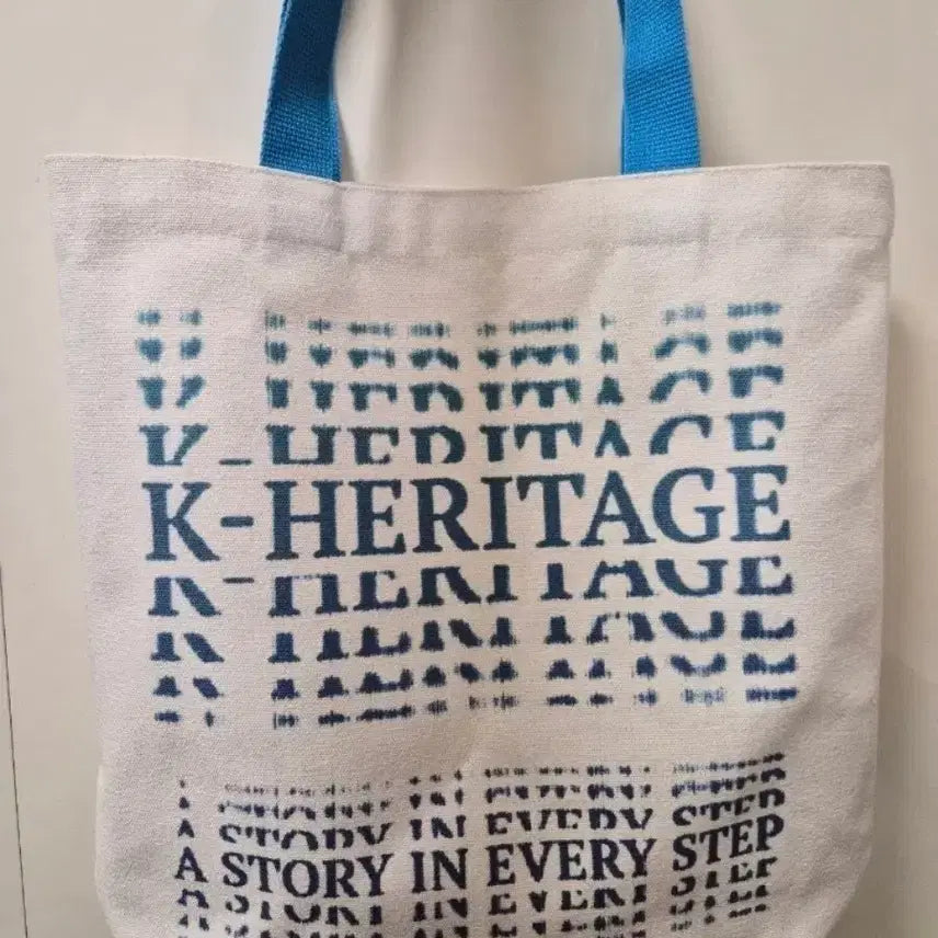 [BUNJANG] K-HERITAGE Lettering Canvas Shoulder Bag / 캔버스백