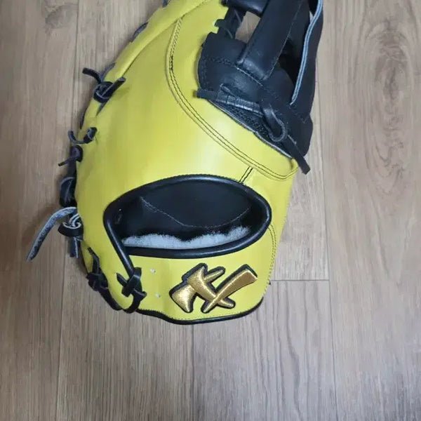 [BUNJANG] Choi Ji-man Pittsburgh Pirates Game-Used First Baseman's Mitt / 나인 최지만 실사 1루미트(글러브)