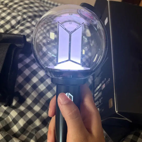 [BUNJANG] BTS ARMY Bomb Ver. 4 with Photocard / 방탄 아미봉 ver4