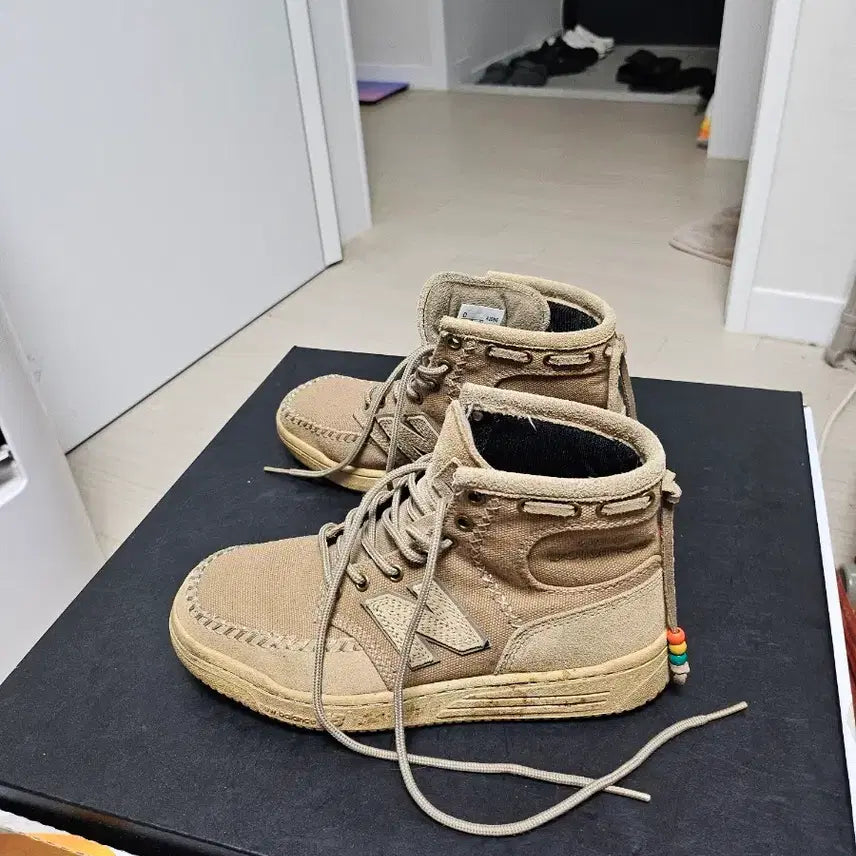 [BUNJANG] New Balance Sand Beige High Top Sneakers 225mm / 뉴발란스 샌드베이지 하이탑 225mm 상태매우좋음