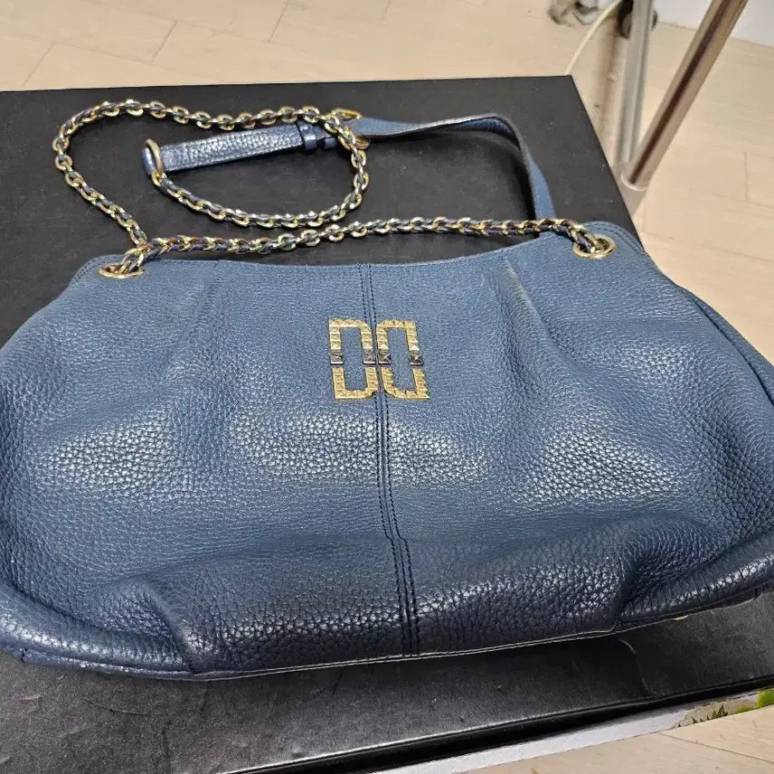 [BUNJANG] Daks Navy DD Logo Chain Shoulder Bag / 닥스 네이비 DD로고 체인 숄더백