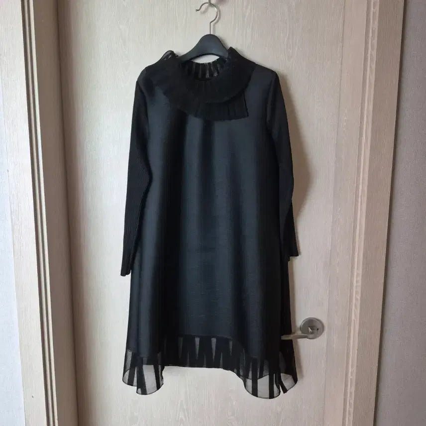 [BUNJANG] Black Pleated Ribbon Dress Size 77 / 블랙 플리츠 리본 원피스사이즈77