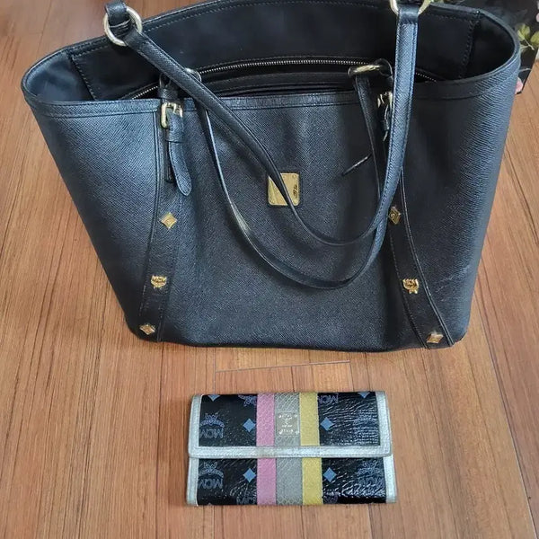 [BUNJANG] MCM Black Leather Shoulder Bag and Wallet Set / 엠씨엠 가방 성주택 있어요