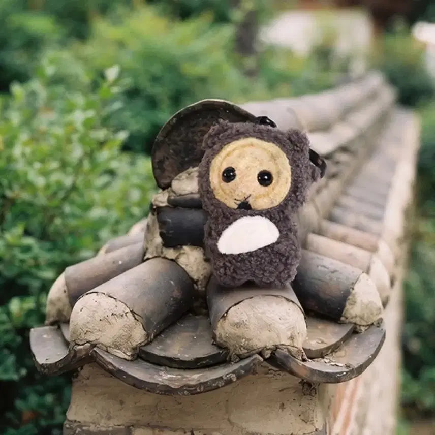 [BUNJANG] Kkeomeoksari 8cm Doll Charm / 예약배송) 꺼먹살이 인형키링 8cm 떡