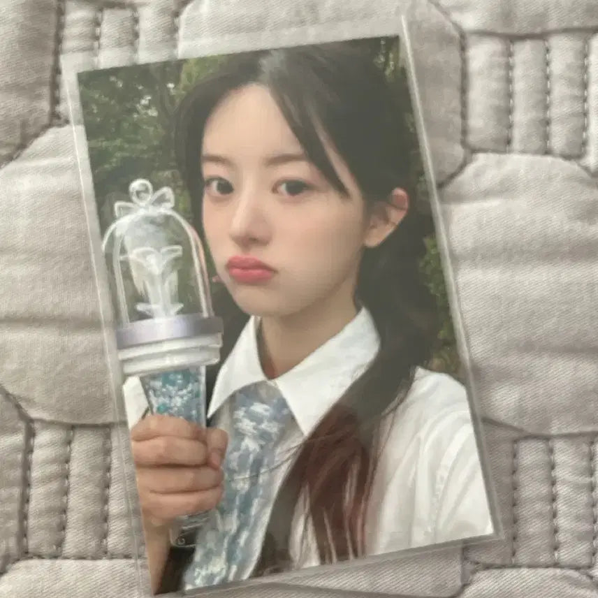 [BUNJANG] ILLIT Minju Glitterday Encore Fanmeeting Glit-zone Photocard / 아일릿 민주 글리터데이 앙콘 팬미팅 글릿존 포카