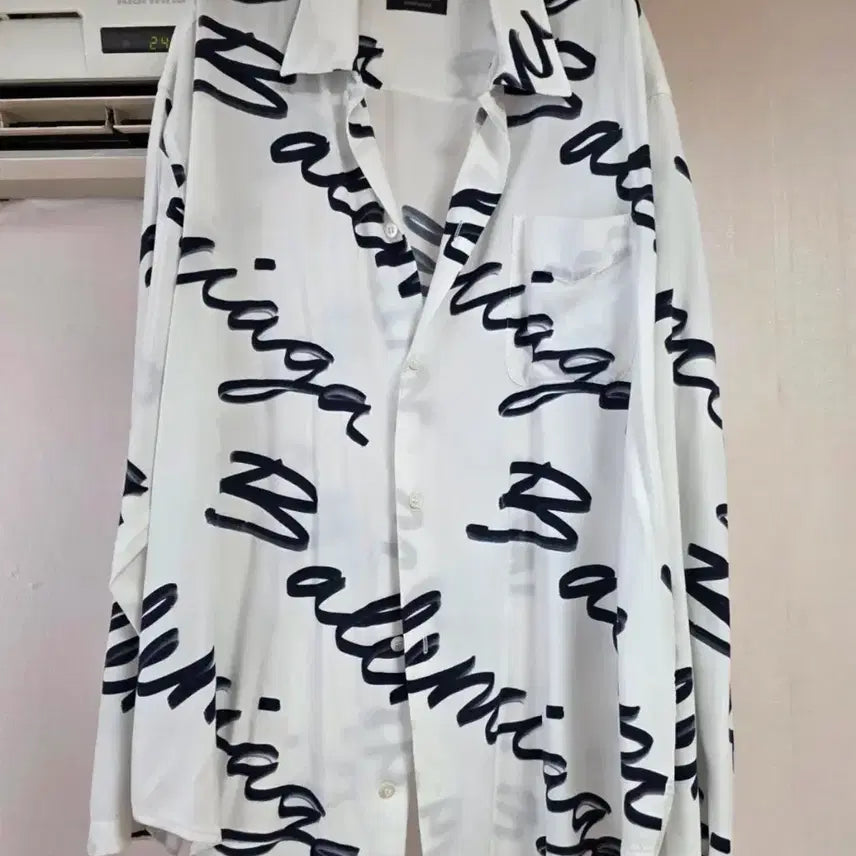 [BUNJANG] Balenciaga Logo Shirt / 발렌시아가 로고 셔츠