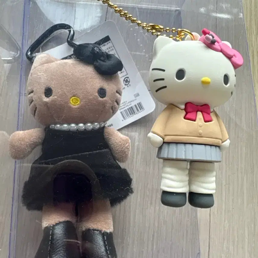 [BUNJANG] Sanrio Hello Kitty Doll Keyring Bundle Set (Tanning, School Uniform) / 일괄 롱다리 키티 인형 키링 (태닝,교복)