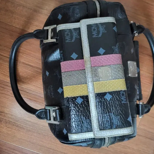 [BUNJANG] MCM Women's Wallet with Logo Pattern and Striped Design / 엠씨엠 지갑