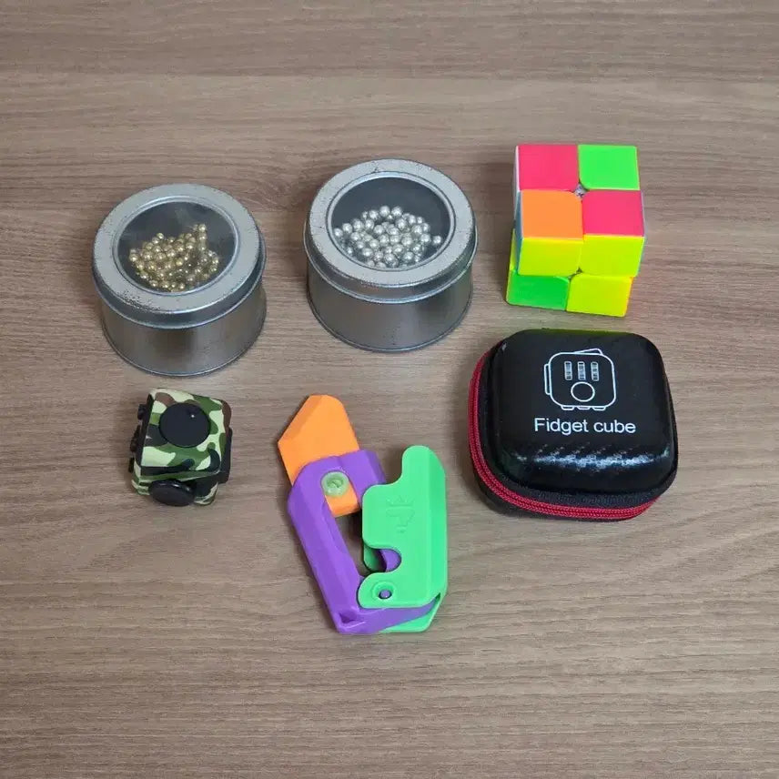 [BUNJANG] Fidget Toy Collection with Fidget Pouch / 피젯토이 모음