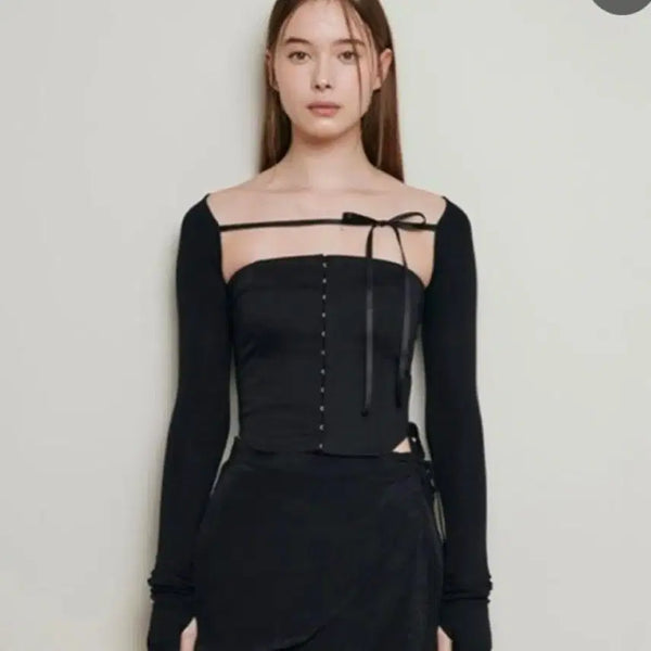 [BUNJANG] Not Your Roses Nana Top Black / 낫유어로즈 나나탑 nana top
