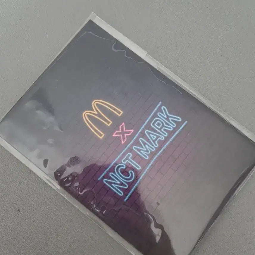 [BUNJANG] NCT Mark McDonald's Photocard Set Sealed / 맥도날드 마크 포카 세트 미개봉