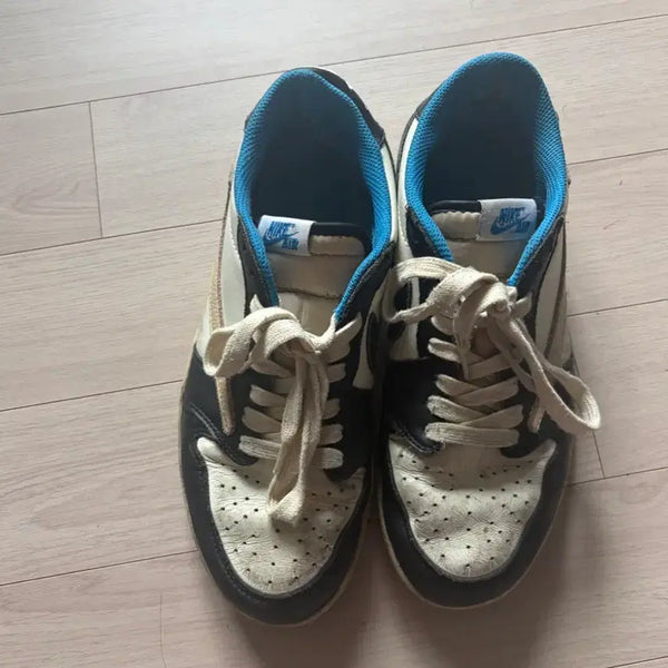 [BUNJANG] Travis Scott x Air Jordan 1 Low OG SP / 나이키 트레비스스캇조던1 로우 270