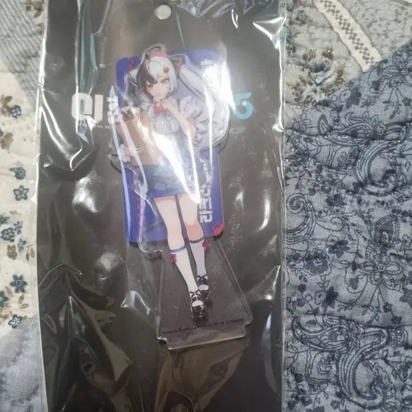 [BUNJANG] GS25 x Lacrimosa Acrylic Stand / gs25 이환 라크라모사 아크릴스탠드