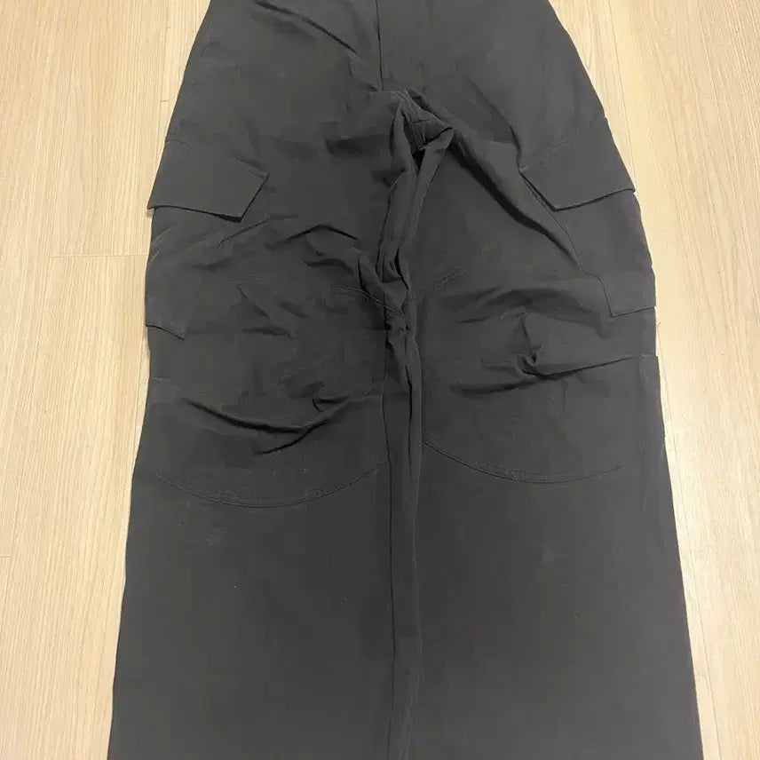 [BUNJANG] VERN Cargo Pants V1 Black Size 0 / VERN CARGO PANTS V1 BLACK 0사이즈