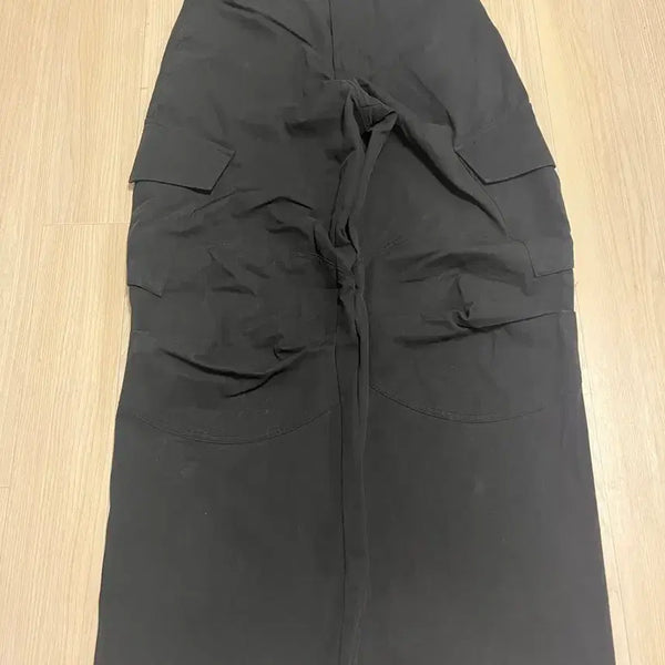[BUNJANG] VERN Cargo Pants V1 Black Size 0 / VERN CARGO PANTS V1 BLACK 0사이즈