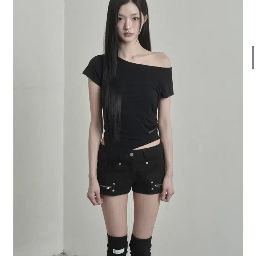 [BUNJANG] Inegi Layered One Shoulder Short Sleeve Top Black / 이네기 레이어드 원숄더 반팔 블랙