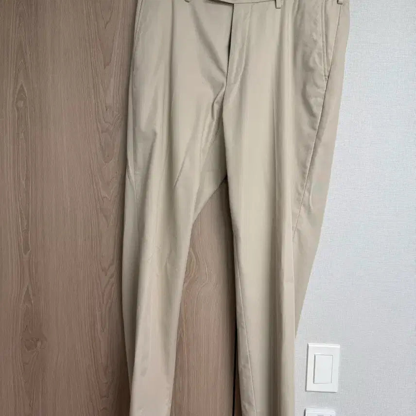 [BUNJANG] Uniqlo Beige Chino Pants 91 / 유니클로 UNIQLO 베이지 슬랙스 치노 팬츠 91 사이즈